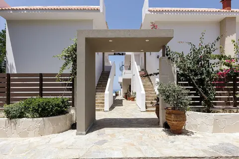 Kasteli Studios & Apartments in Panormos — foto 21