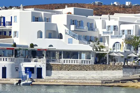 Petinos Beach Hotel in Πλατύς Γιαλός — foto 8