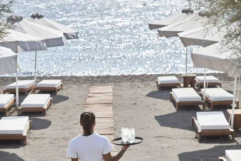 Nikki Beach Resort & Spa Santorini in Δημοτική Ενότητα Τιθορέας — foto 25