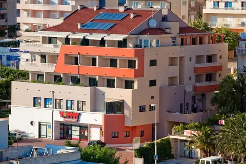 Apartments Agava in Makarska