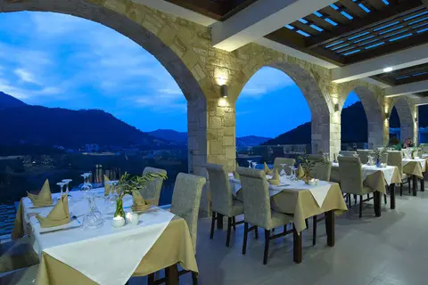 Filion Suites Resort & Spa in Βλυχάδα — foto 7