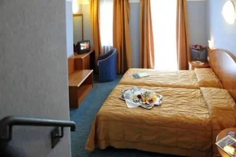 Park Hotel Jolanda in San Zeno Di Montagna — foto 6