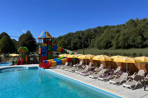 Camping A L Ombre Des Tilleuls in Peyrouse