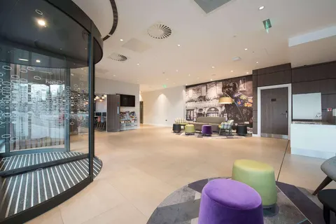 Hotel Hampton by Hilton Edinburgh West End in Edinburgh — foto 11