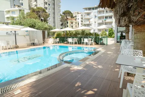 Ylli i Detit in Durres — foto 14