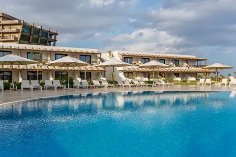 Noah's Ark Deluxe Hotel & Spa in Bafra — foto 2