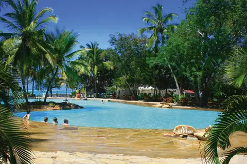 Papillon Lagoon Reef in Ukunda