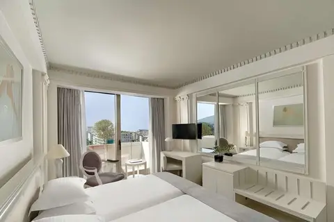 Venus Beach Hotel in Paphos — foto 19