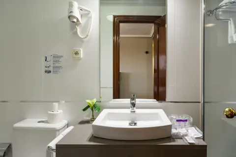 Chateau La Roca in Santander — foto 8