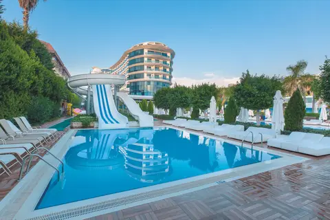 Q Premium Resort in Alanya — foto 3