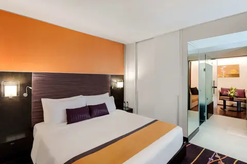 Radisson Suites Bangkok Sukhumvit in Bangkok — foto 4
