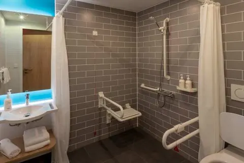 Holiday Inn Express Hamburg Süd foto 13