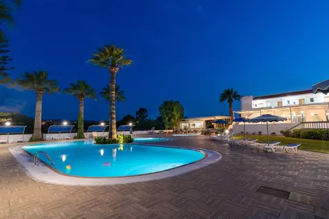 Sabina Hotel in Θεολόγος — foto 3