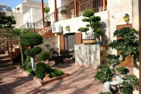 Paris in Rhodos, foto 21