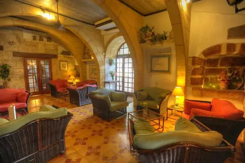 Cornucopia Hotel in Xaghra — foto 12