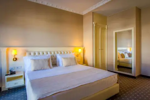 Lot Boutique Hotel in Tirana