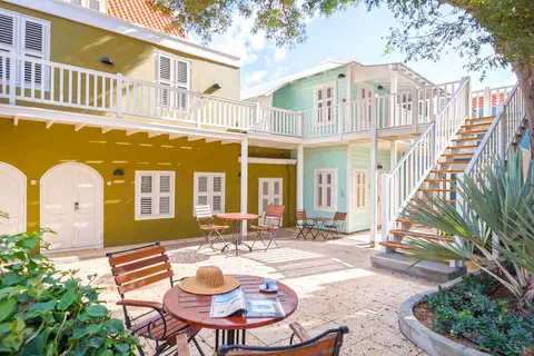 Fly & Go Kura Botanica in Willemstad — foto 8
