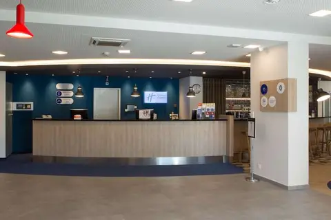 Holiday Inn Express Geneva Airport in Meyrin — foto 12