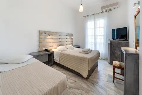 The Mohitero Hotel in SUNFLOWER SANTORINI, foto 6
