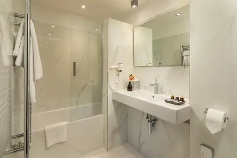 Continental Hotel Budapest in Boedapest — foto 17