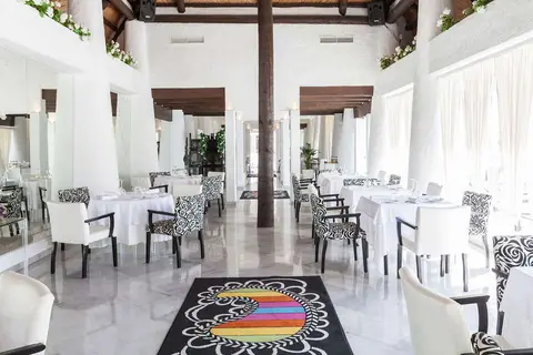 Hotel Suites Albayzin del Mar in Almuñécar — foto 19