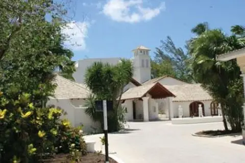 Mango Bay Hotel in Holetown