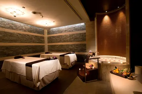 Centara Grand Beach Resort Phuket in ตำบลกะรน — foto 18