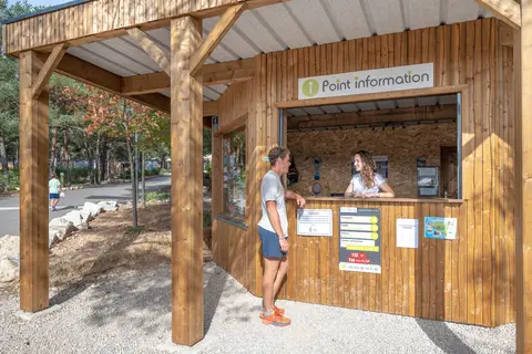 Camping La Farigoulette in Saint-Laurent-du-Verdon — foto 11