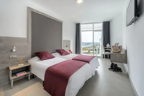 Hotel Vibra Riviera in Sant Josep de sa Talaia — foto 5