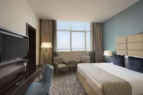Ramada by Wyndham Abu Dhabi Corniche in أبوظبي — foto 18