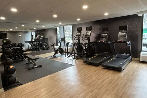 Best Western Plus Meadowlands in Secaucus — foto 27