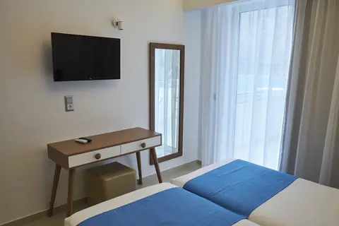 Troulis Apart-Hotel in Βλυχάδα — foto 15