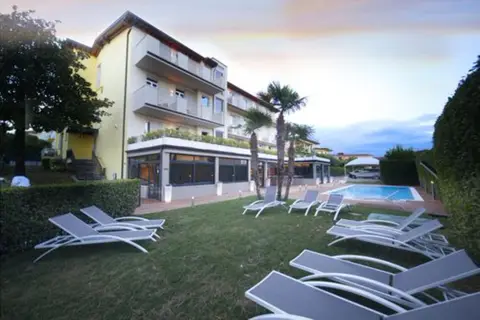 Hotel Palazzo Del Garda in Desenzano del Garda — foto 12