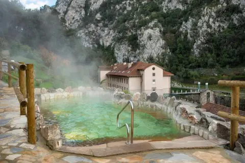 Hotel Balneario de la Hermida in La Hermida — foto 5