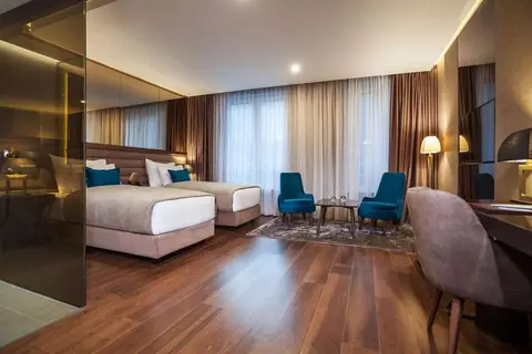 Saint Ten Hotel in Belgrado — foto 12
