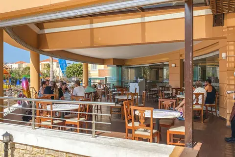 Chrispy Waterpark Resort in Kolymbari — foto 8