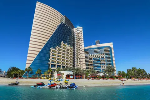 Khalidiya Palace Beach in Al Bateen — foto 10