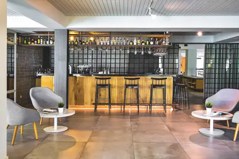 Aqualuz Lagos by The Editory in Lagos — foto 4