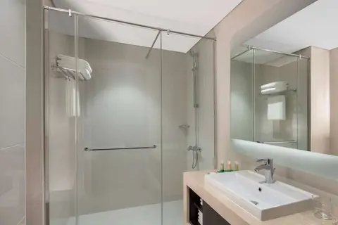Hyatt Place Dubai Jumeirah Hotel & Residences in Dubai — foto 19
