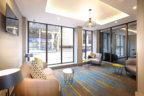 Hotel City Sleeper at Royal National Hotel in Londen — foto 10