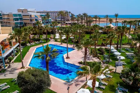 Aquamare Beach & Spa in Paphos — foto 2
