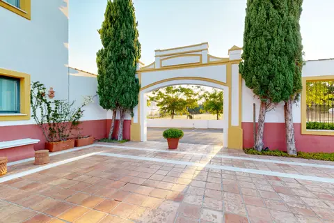 AZZ Castellar Hacienda El Alcornocal in Castellar De La Frontera — foto 18