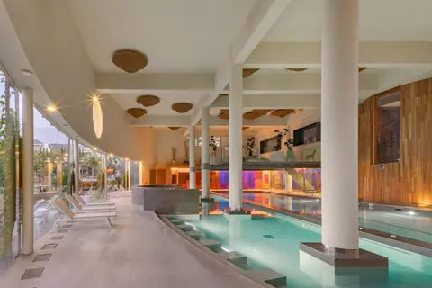 Fly & Go Higueron Hotel Malaga, Curio Collection by Hilton in Fuengirola — foto 29