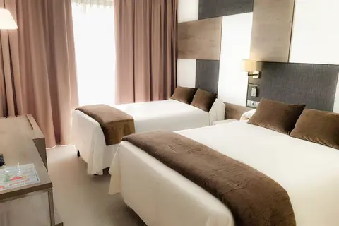 Hotel César Augustus in Cambrils — foto 29