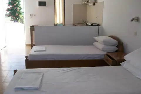 Miros Apartment Hotel in Τιγκάκι — foto 3