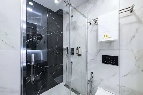 Clocks Hotel Tbilisi in Tbilisi — foto 16