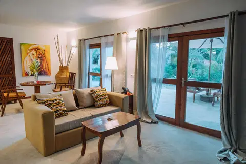White Paradise Boutique Resort in Pongwe — foto 26