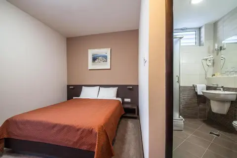 Hotel Terminus in Podgorica, foto 3