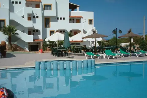 Apartamentos Blanco Sol in Sant Josep de sa Talaia — foto 13