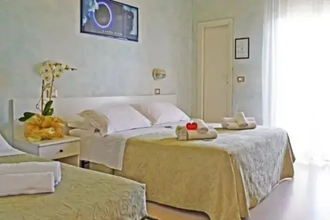 Dei Platani in Misano Adriatico, foto 3